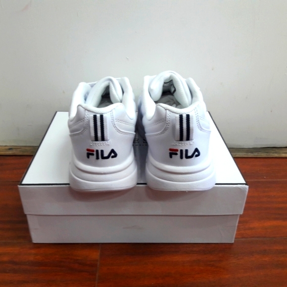 Fila - Picture 2 of 4